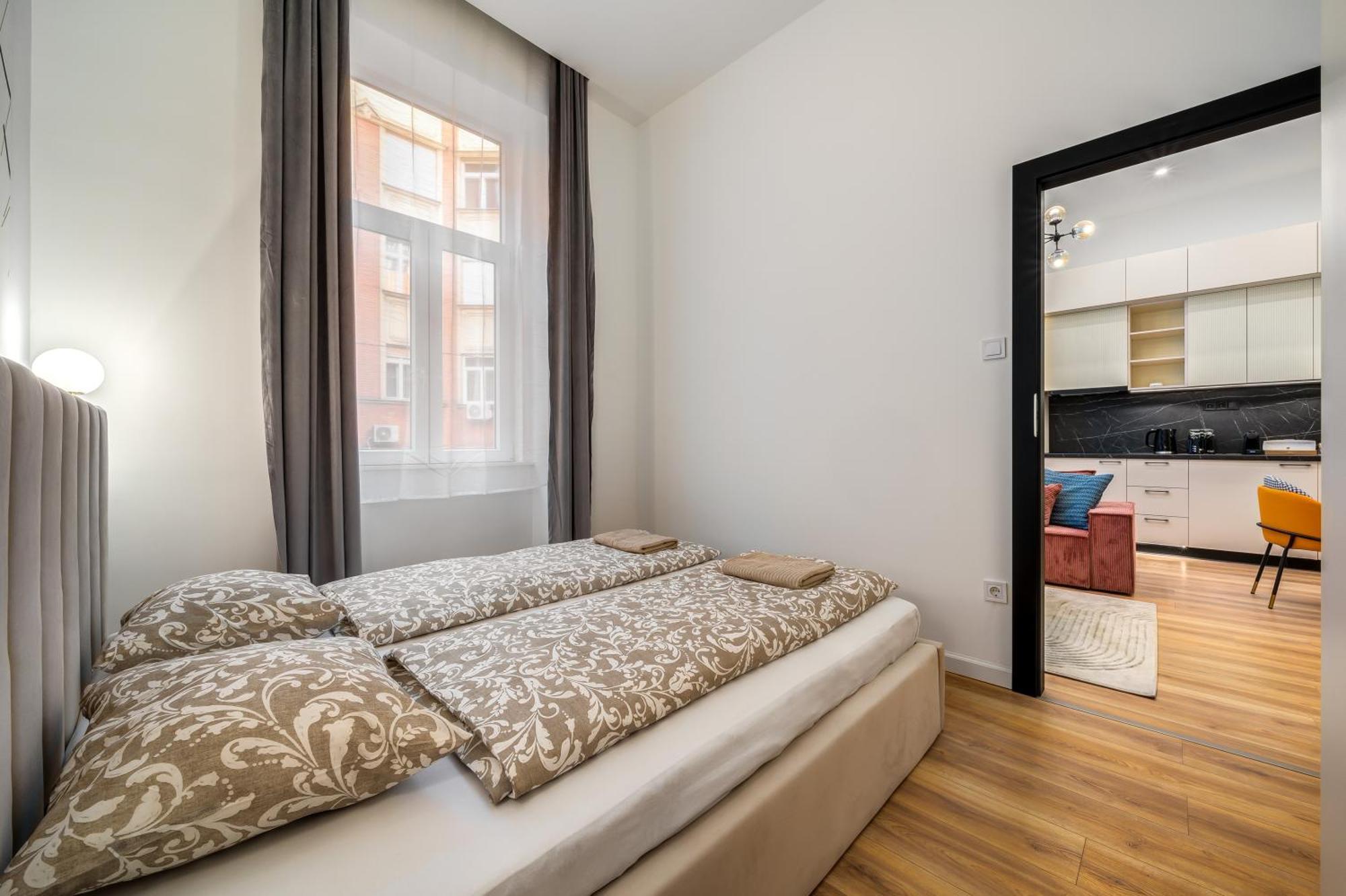 D38 Modern Apartment